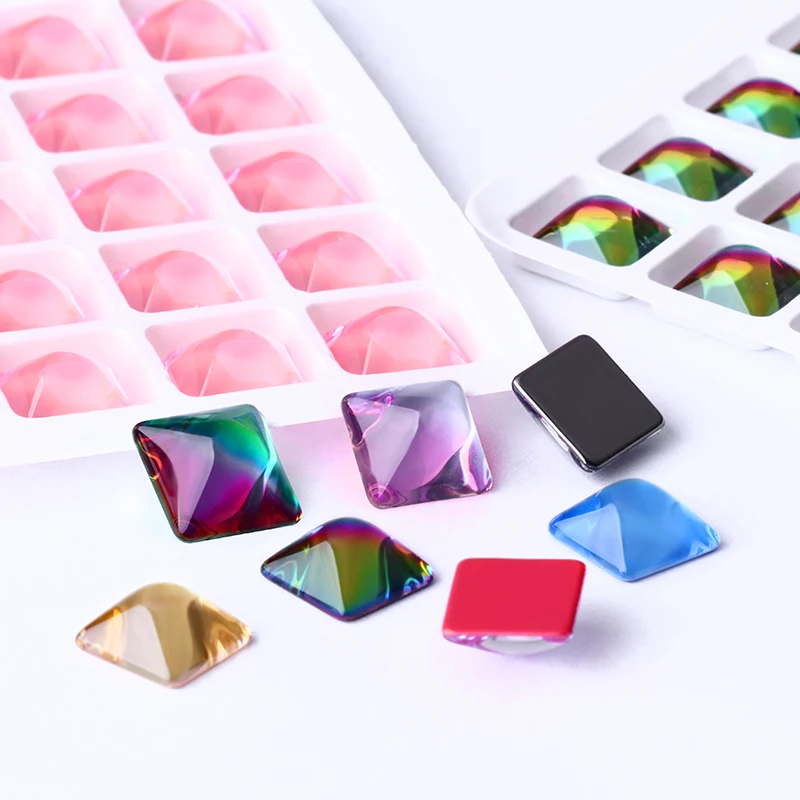 10 мм квадратные Стразы плоские 4 маленькие стеклянные стразы цветной клей на