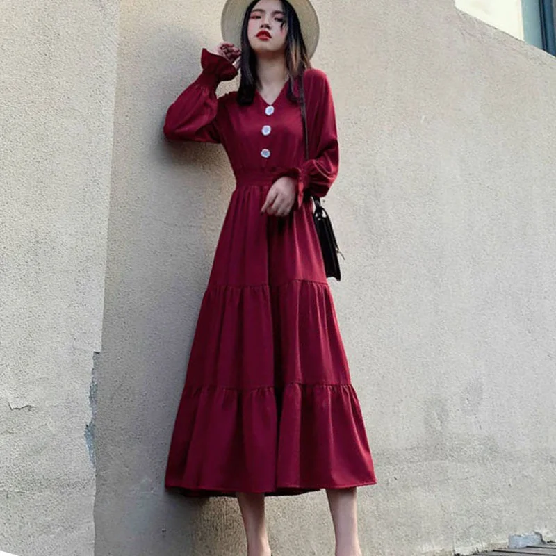 

2021 Women Spring Autumn And Winter V-neck Dress Hong Kong Style Retro Hedging Fairy Waist Long Skirt Hot Sale