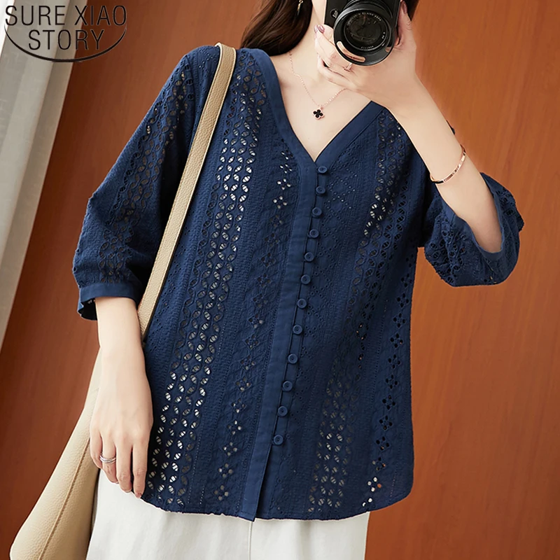 

Plus Size Loose Women Blouses Hollow Out Embroidered V Neck Solid Cotton Shirts Women Vintage Cardigan Solid Shirt Blusas 10224