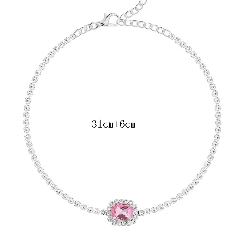 

Korean Hot Selling Fashion Jewelry Copper Inlaid Crystal Luxury Shiny Necklace Sexy Ladies Party Necklace Square Crystal Choker