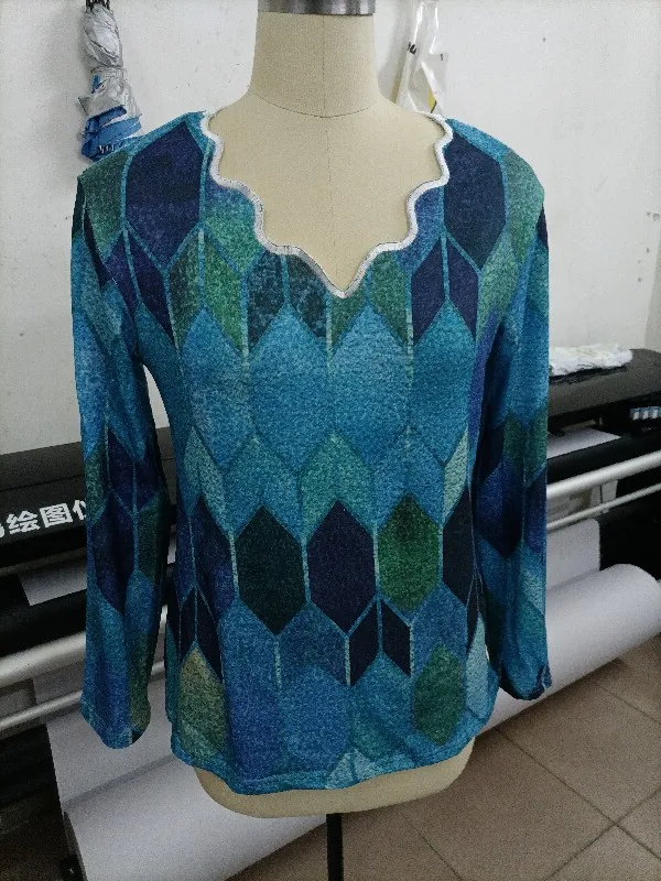 

Landscape Printing t Shirt Women Casual Print Sweatshirts Plus Size V-Neck Long Sleeve T-Shirts Loose Pullover Roupas Feminina