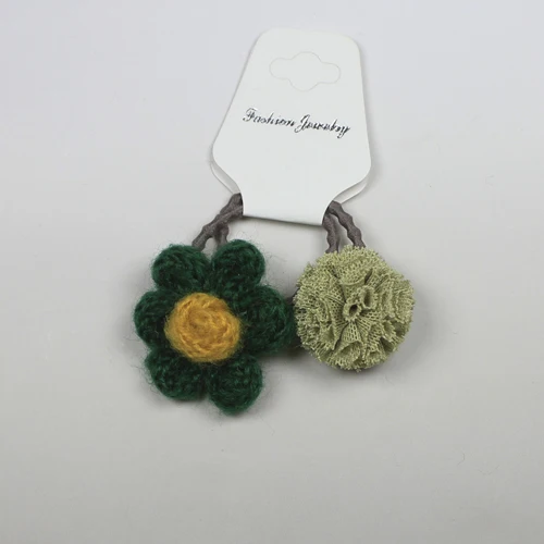 Green FLower Lace 2 шт./партия, зимний детский вязаный цветок, пушистые круглые помпоны для волос, помпон для волос, резинки для волос, конский хвост, держатель HB038 - Цвет: Green FLower Lace