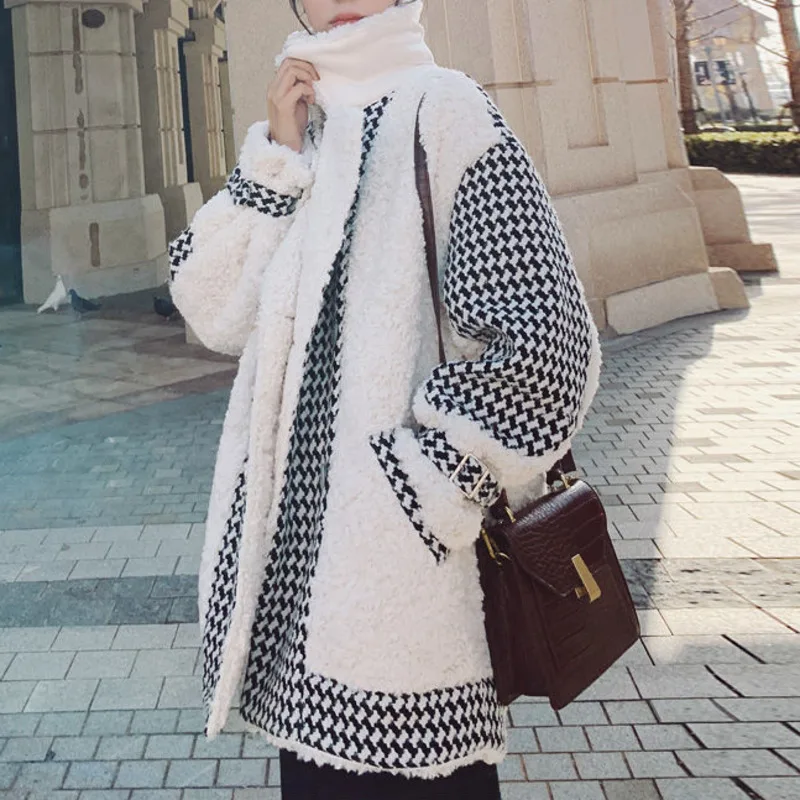 

Plaid Teddy Fur Coats And Jackets Faux Fur Outerwear Female Overcoat Winter Long Coat Womens Fashion Vintage Plus Size