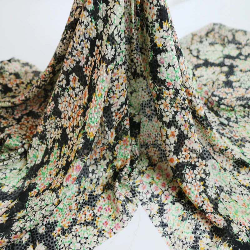 Жаккардовый черный Шелковый жоржетт этнический цветочный материал 100 см * 135 | Дом