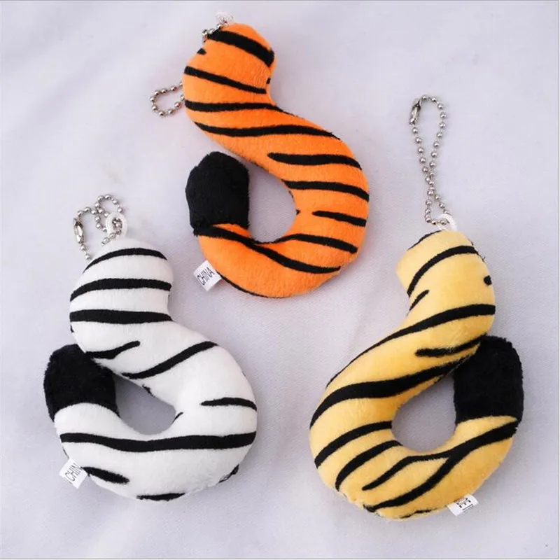 

1PCS Plush Toys Pendant Tiger Tail Key Chain Couple School Bag Ornament Backpack Accessories Ugly Creative Doll 9CM