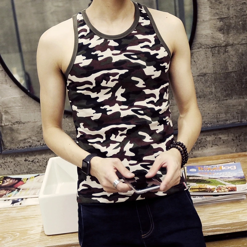Майка мужская облегающая без рукавов камуфляжный спортивный топ для фитнеса