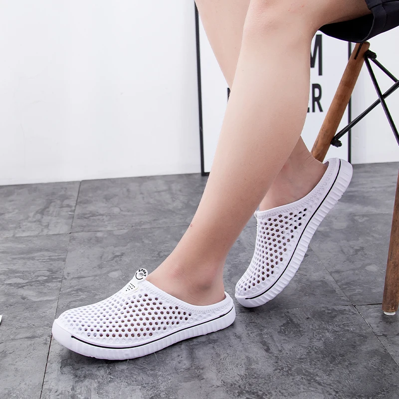 Men Water Shoes Upstream Sneakers Outdoor Hiking Aqua Beach Shoes Seaside Barefoot Sports Gym Shoes Breathable Plus Size 44