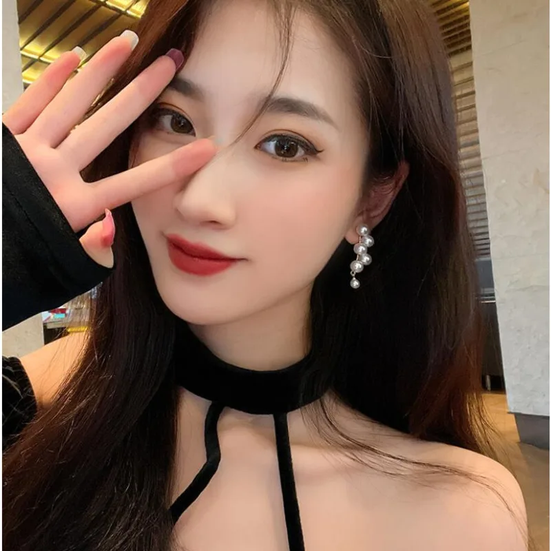 

New Boho White Imitation Pearl Round Circle Hoop Earrings Women Gold Color Big Earings Korean Jewelry Brincos Statement Earrings