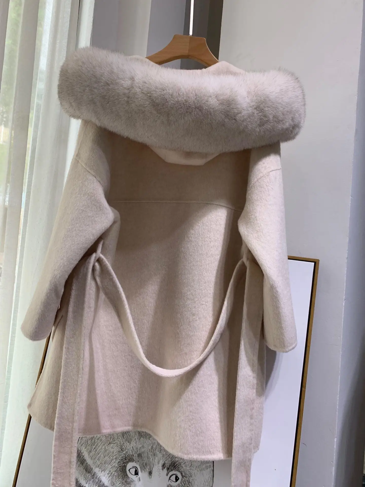 Бежевый Корейское длинное кашемировое пальто с настоящим бренд Fox Fur Trim Hoodie теплое плотное пальто с большими карманами женская верхняя одежда зимнее пальто - Цвет: Бежевый