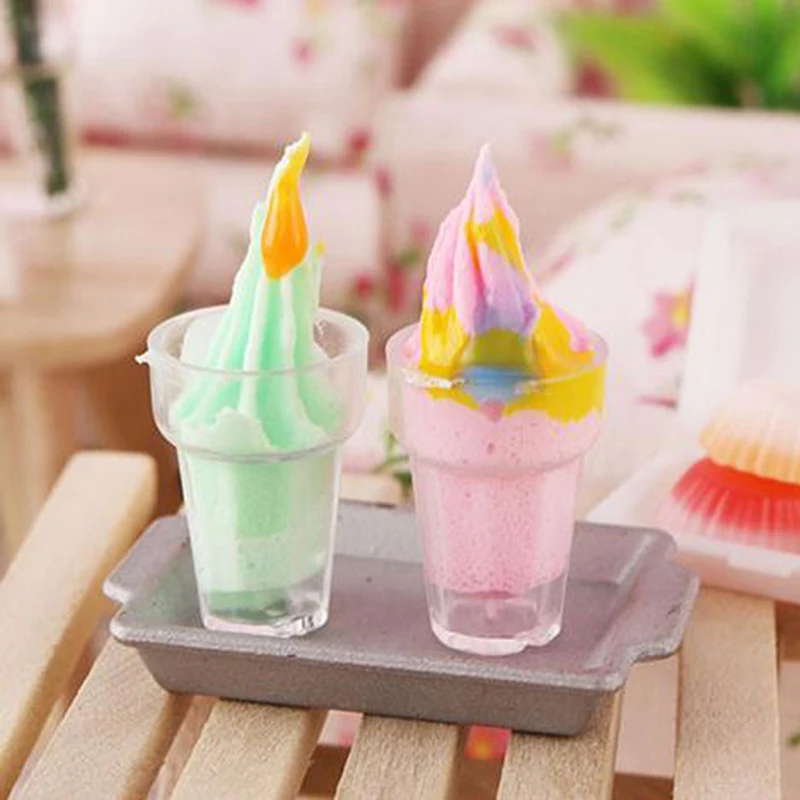 

Dollhouse Miniature 1:12 Scale Ice-cream Coffee Cup Drink Pretend food Dollhouse Decor for 1/12 Doll Kitchen Toys