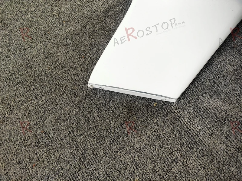 Комплект для сбора заднего спойлера из стекловолокна FRP превосходного стиля (80 мм