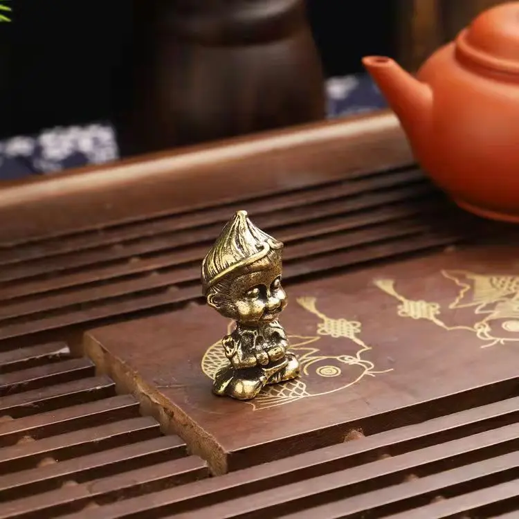 Чистая медь АвтоДекорация Обезьяньего Короля Китянь Да Шэнь До Победы над Буддой Креативный чайный питомец Ручка Декор для офисного стола.