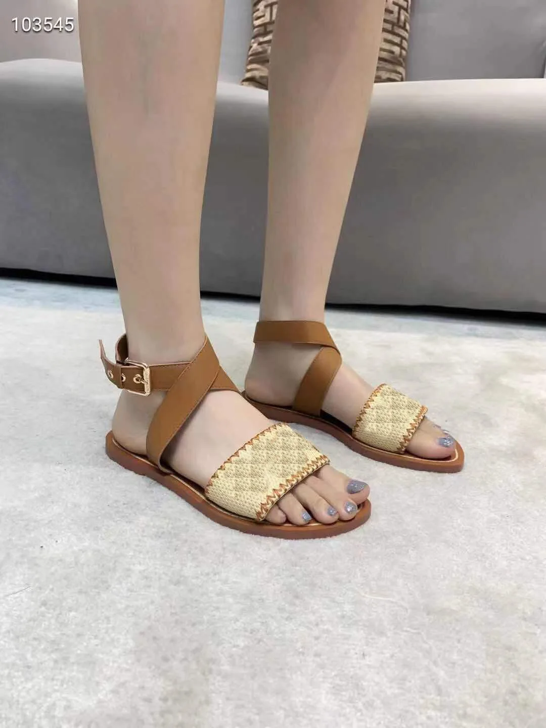 

2021 luxury sandals women shoes sandalias Designer high quality outdoor chaussure femme sandalias de las mujeres flip flops