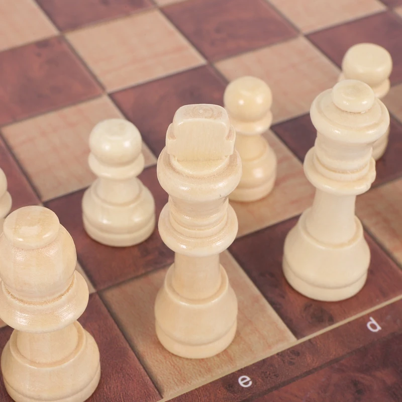 

Wooden International Chess Set 3-In-1 Road International Chess Folding Chess Portable Board Game Word Chess