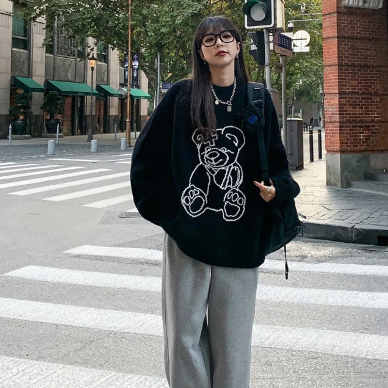 Большой Темный академический эстетический вязаный свитер с медведем утолщенные