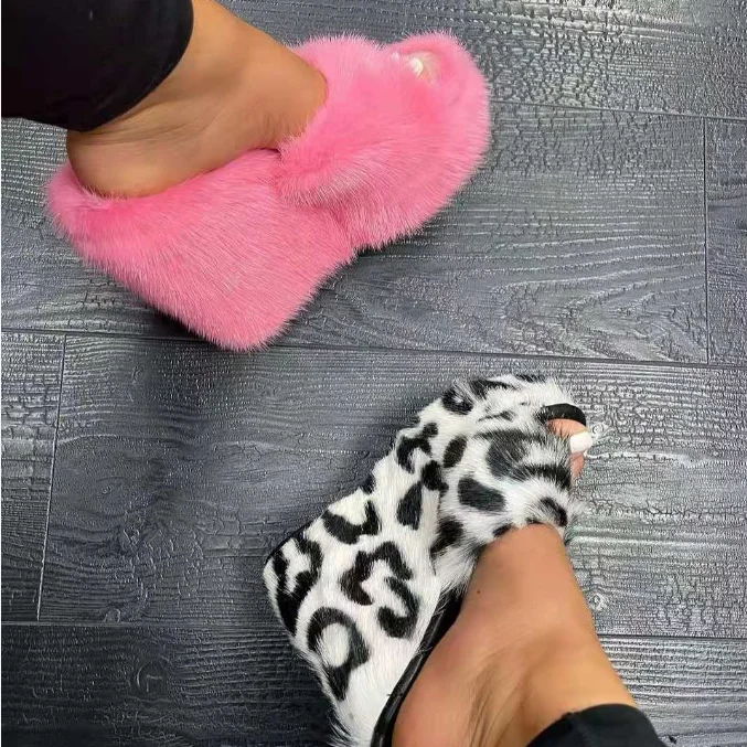 Новинка осени 2021 меховые сандалии на плоской танкетке женские босоножки высоком