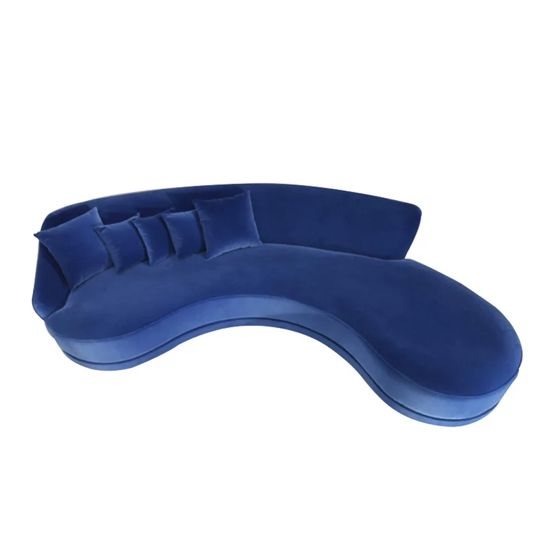 Роскошный голубой тканевый диван в скандинавском стисветильник офисный