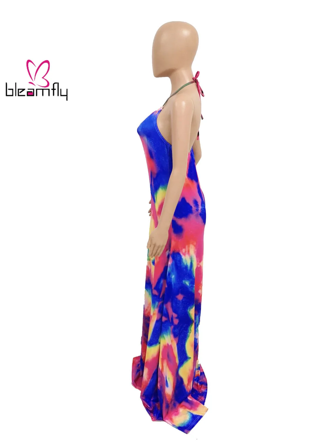 Женское летнее платье без рукавов с бретелькой через шею открытой спиной