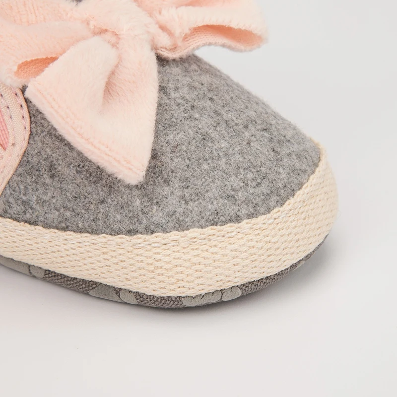 

Baby Canvas Classic Sneakers Baby Girl Bowknot Princess Shoes Cotton Soft Sole Anti-slip Infant Sports First Walkers 0-18M