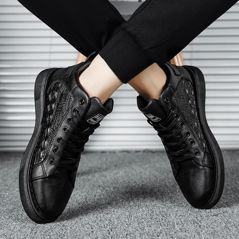 

2021 Breathable Casual Shoes Mens Pu Leather Comfort Sneakers Slip On Transparent Sole Mans Leisure Shoes Tide shoes Solid Color