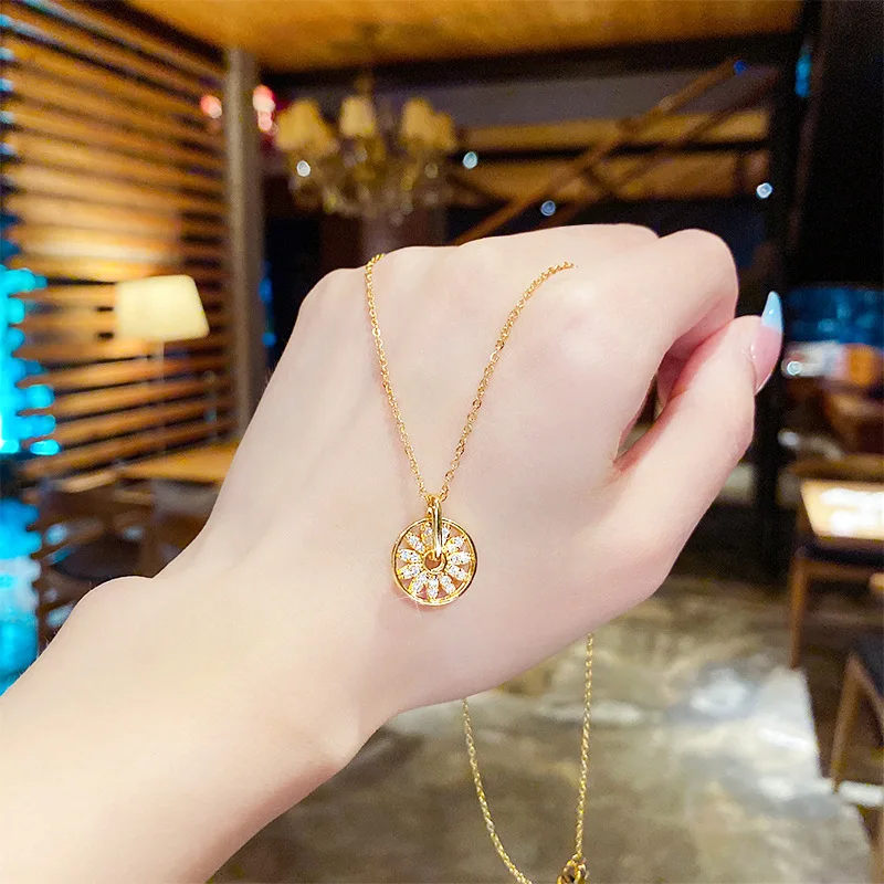 Модные 2021 Мода золотое покрытие ювелирные изделия Луна Подвески в виде сердца из