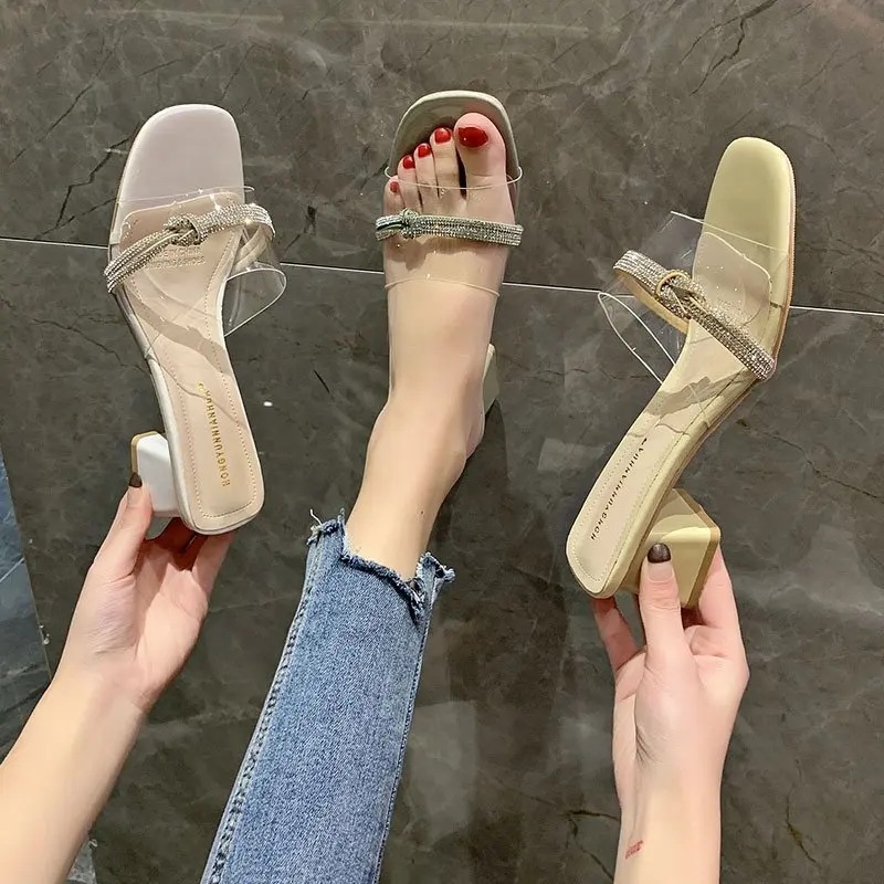 

Med Square heel Slippers Soft Transparent Heel Shoes Slipers Women Luxury Slides Block Comfort 2021 Designer PU Rubber Scandals