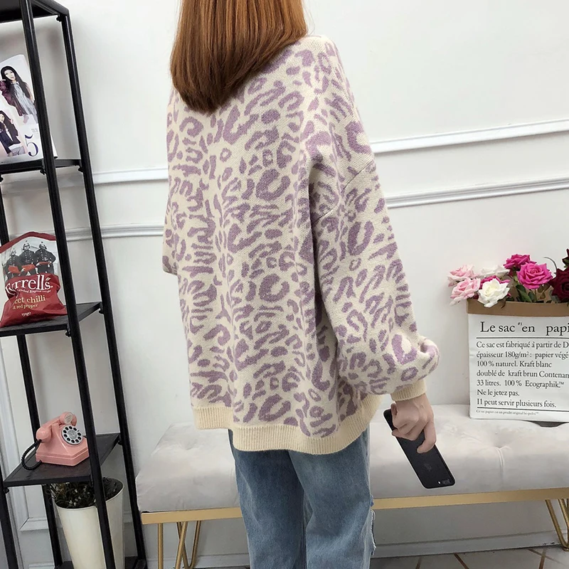 Женский трикотажный свитер с леопардовым принтом в стиле оверсайз | Женская