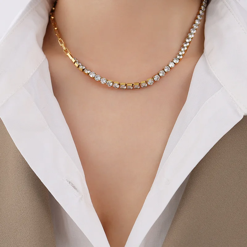 

Light Luxury Ins Cool Wind Advanced Splicing Diamond Inlaid Zircon New Titanium Steel Necklace Clavicle Chain Female