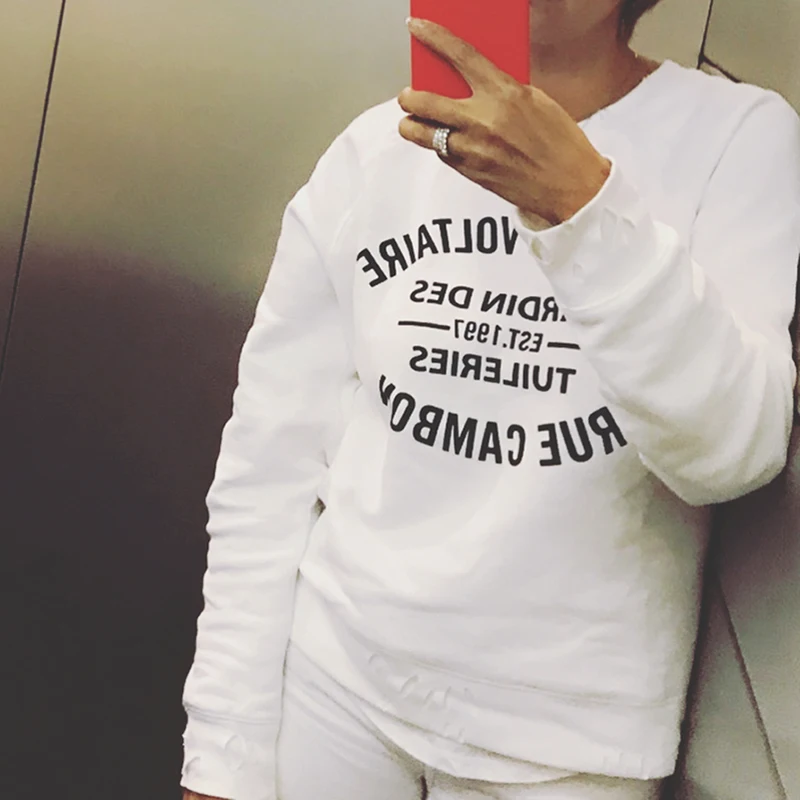 

Hoodies & Sweatshirts