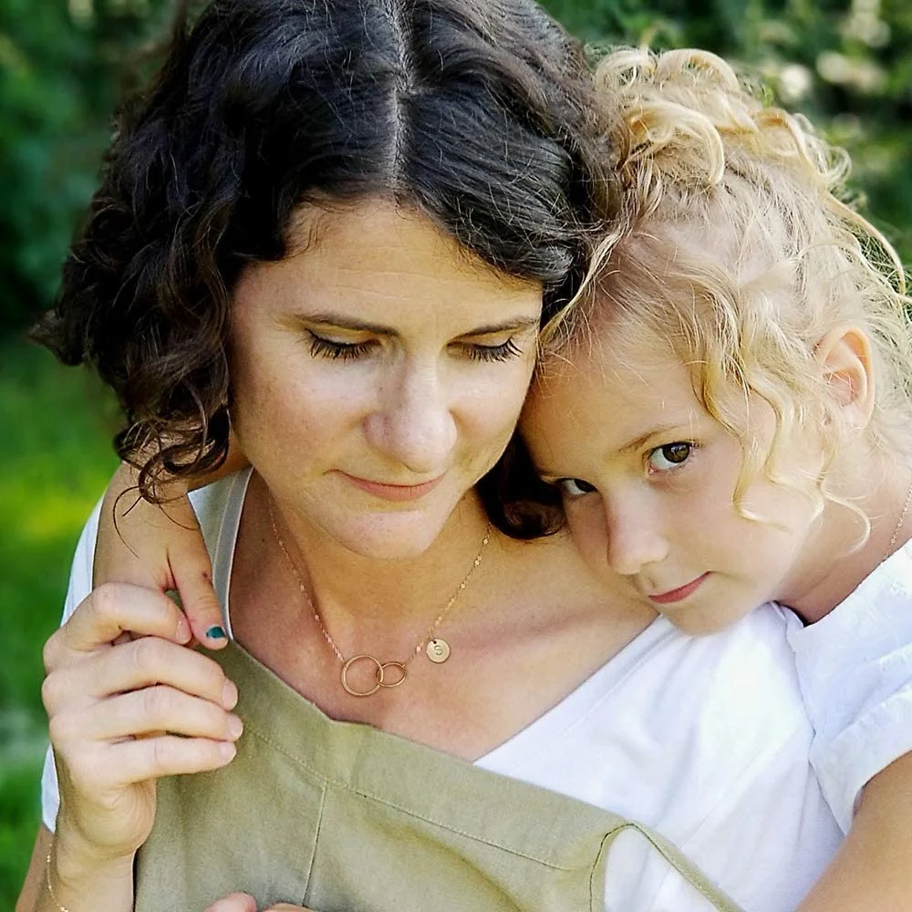 

AurolaCo Initial A-Z Custom Name Necklace Custimized Letter Necklace Gold Stainless steel Necklace Gifts for Mom from Daughter