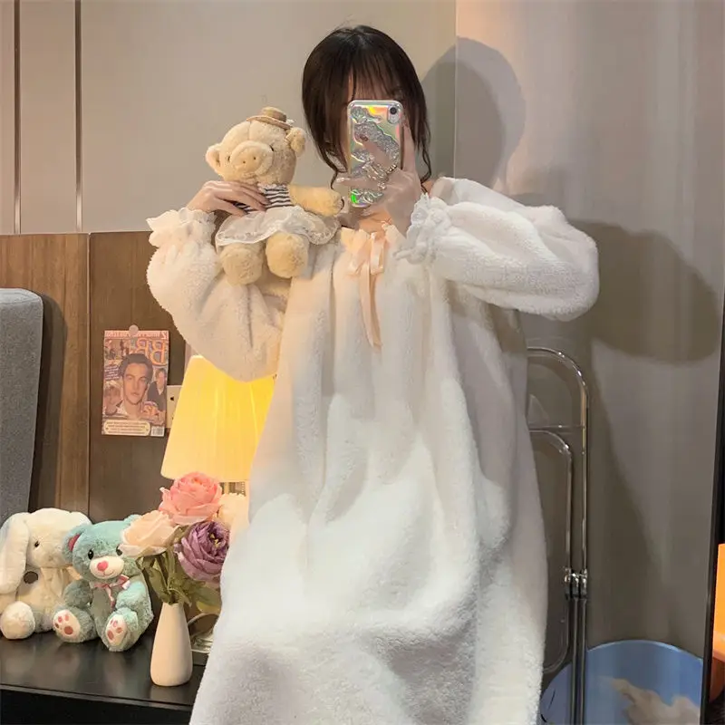 2021 New Style  Pajamas Women's Autumn and Winter Plush Thickening Can Wear Sweet Princess Style Home Clothes Sleepwear Women