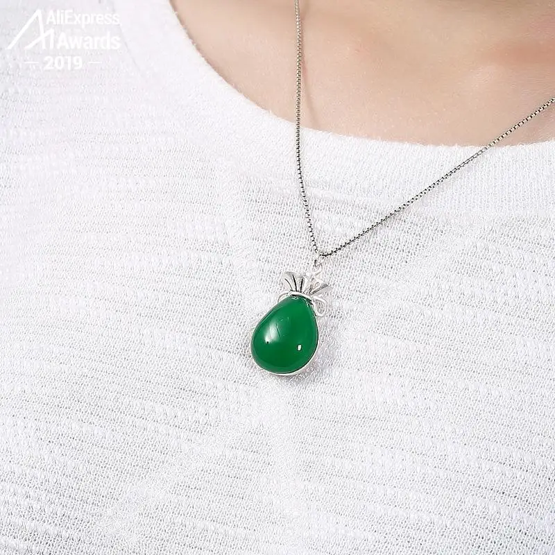 Подвеска из натурального халцедона с изумрудом | Украшения и аксессуары