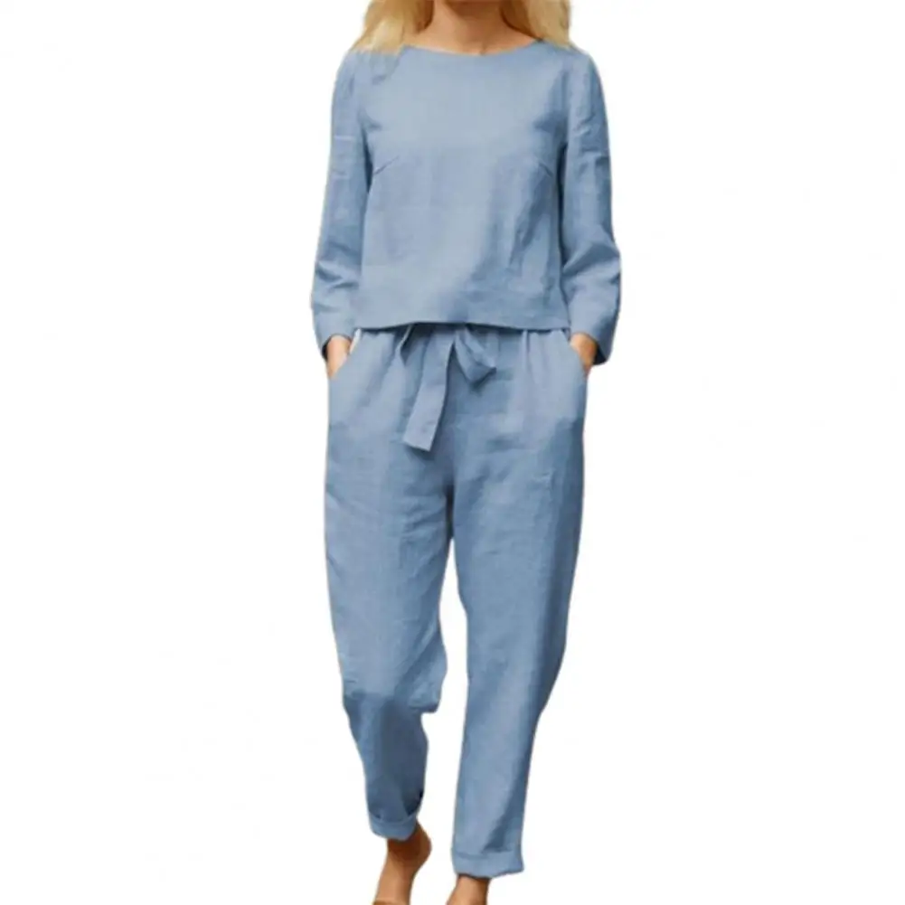 

Женский летний костюм-двойка с длинным рукавом