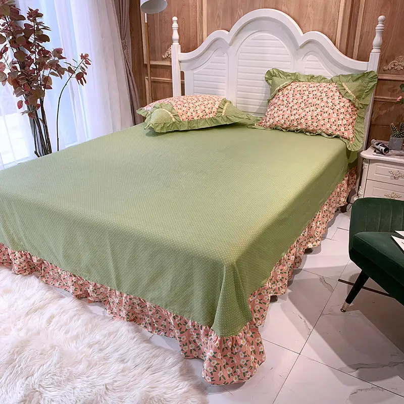 

2020 new products Cotton printing Bedspread Fitted Sheet Pillowcases Cotton 2/3pcs Pleated lotus leaf lace Bedding.
