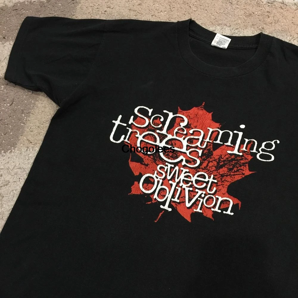 Винтажная футболка с изображением кричащих деревьев и милого забвения