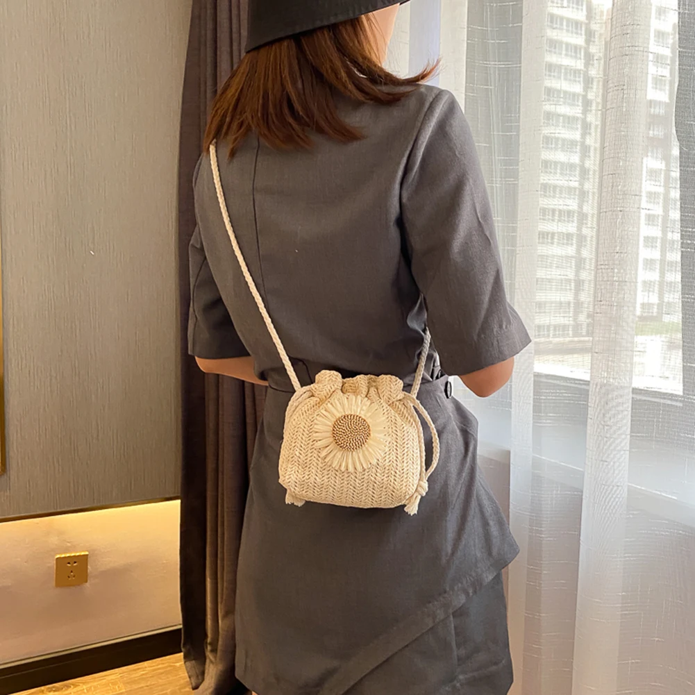 

Woven Shoulder Bag sfor women Bags Bucket Luxury Straw Beach Bags For Women Flower Girl Tote Bag Phone Wallet Purse Case Clutch