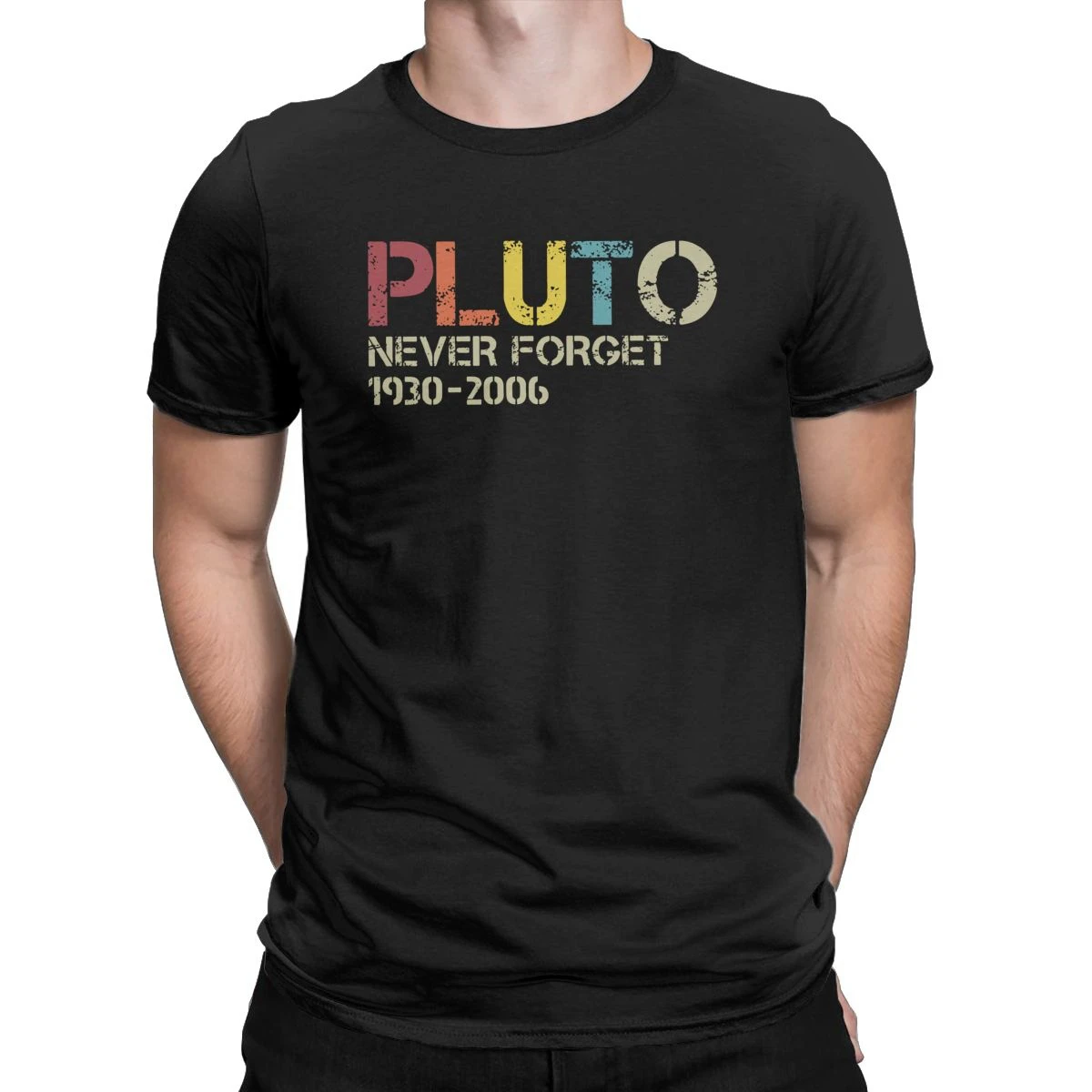 

Men's Pluto Never Forget 1930 2006 Funny Space Science Planet Moon Lover T Shirts Cotton Clothes Novelty Tees Plus Size T-Shirt