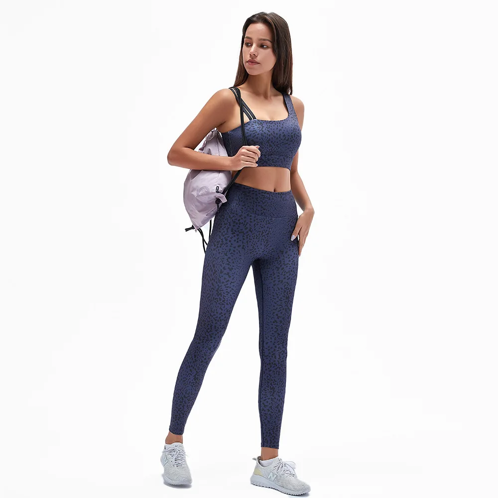 

2021 new European and American Yoga suit leopard pattern slant shoulder bra pants Fitness Yoga running suit