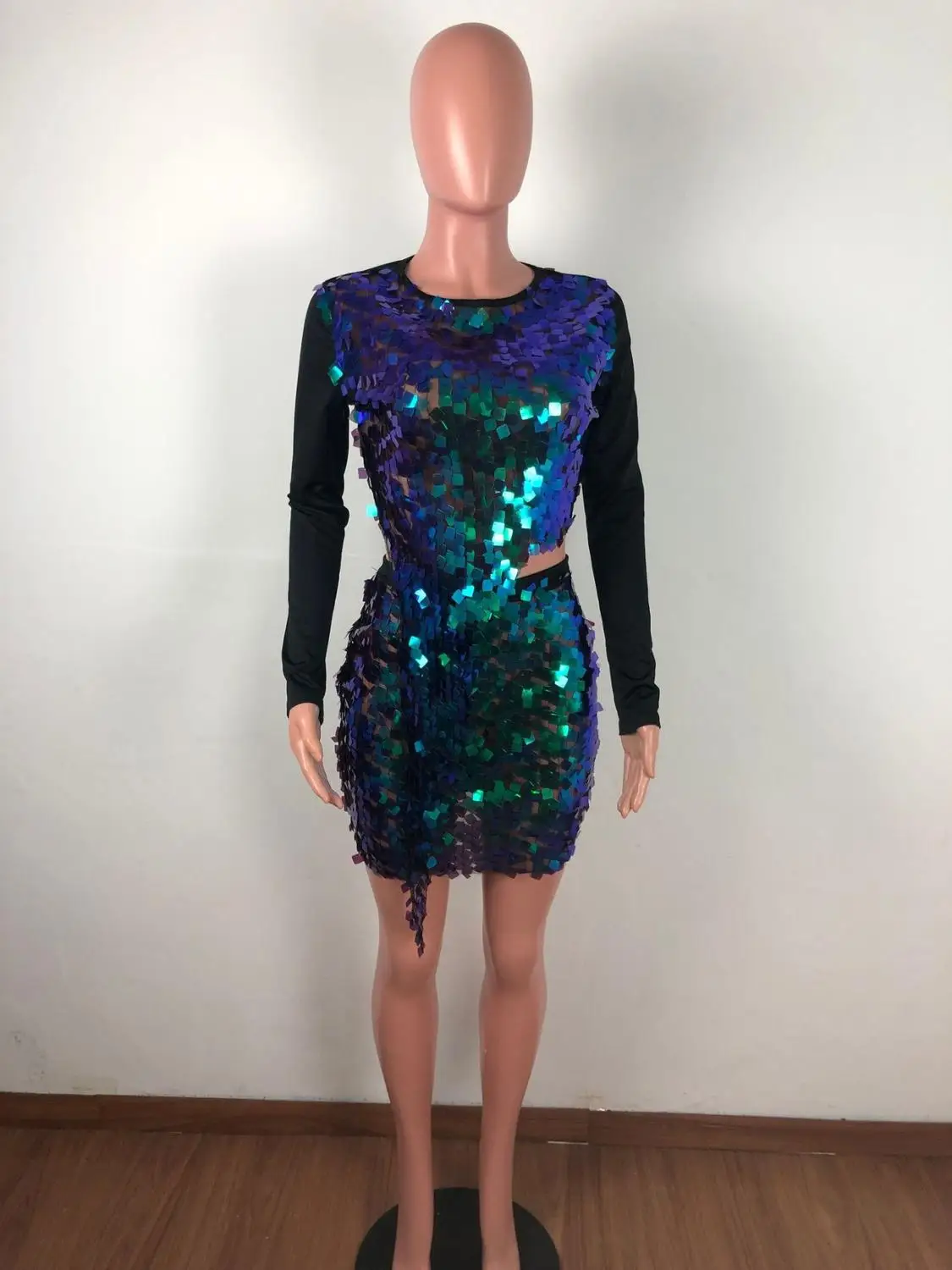 

Long Sleeve Irregular Sequin Patchwork Outfits Women Bandage Crop Top+Slim Skirts Sets Club Sexy Plus Size Dress 2 Piece Suits