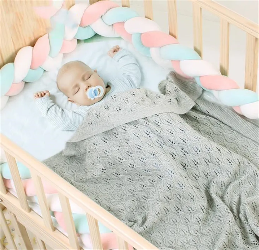 Одеяло для новорожденных однотонное квадратное зимнее Пеленальное 80*100 см мягкое