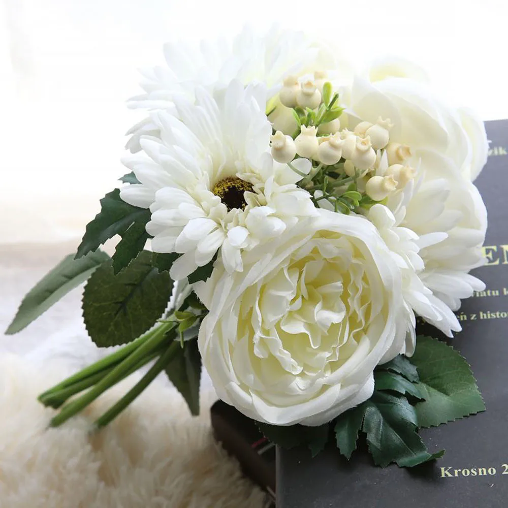 Букет Гербера и пиона 4 больших цветка некоторые ягоды искусственный цветок