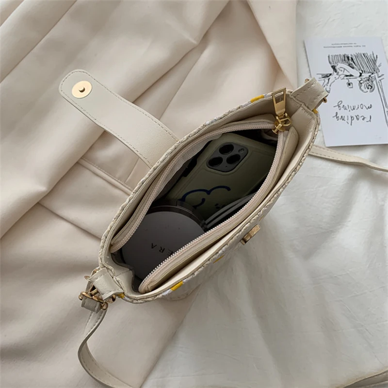 

ZYRIW PU Women Crossbody Bucket Bag Fashion Mini Casual Small Hollow Out Leather Phone Classic Retro Soft Female Korean Version