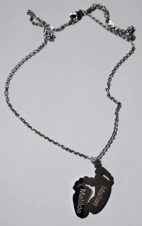 

Baby Feet Pendant Necklace Pendant Double Mirror Customized Name Date Footprint Spark Necklaces Custom Jewelry Gifts