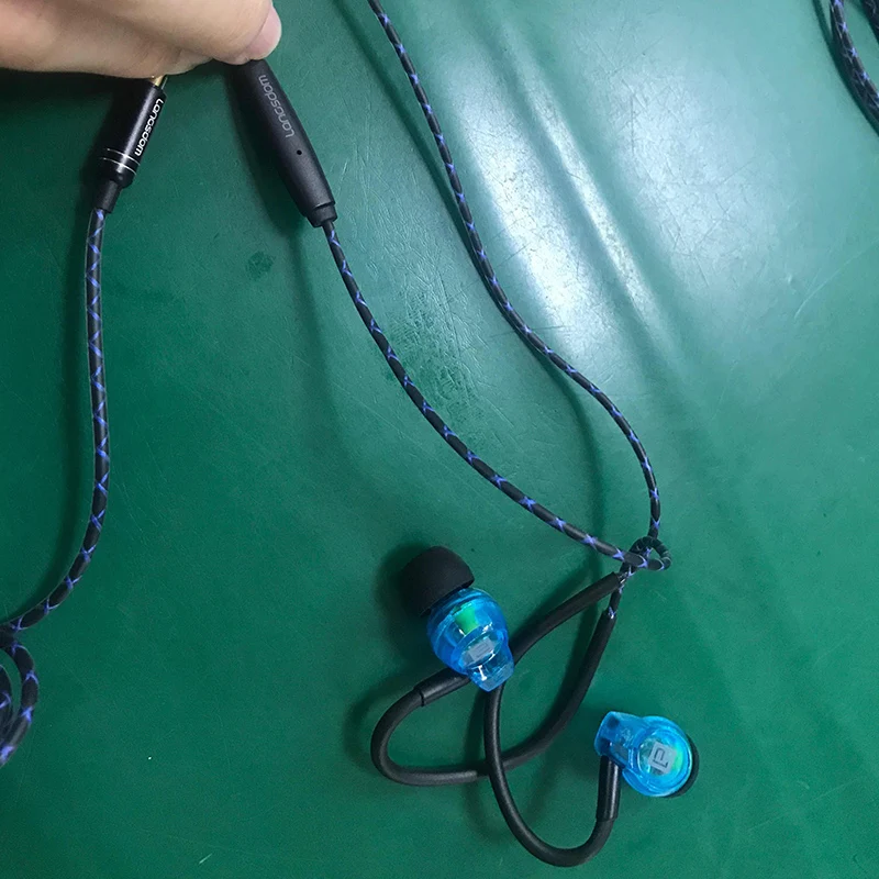 Langsdom SP80B Sport Earphones for Phone Super Bass Headsets Hifi Running Earphone 3.5mm In-ear Stereo Earbuds with Microphone