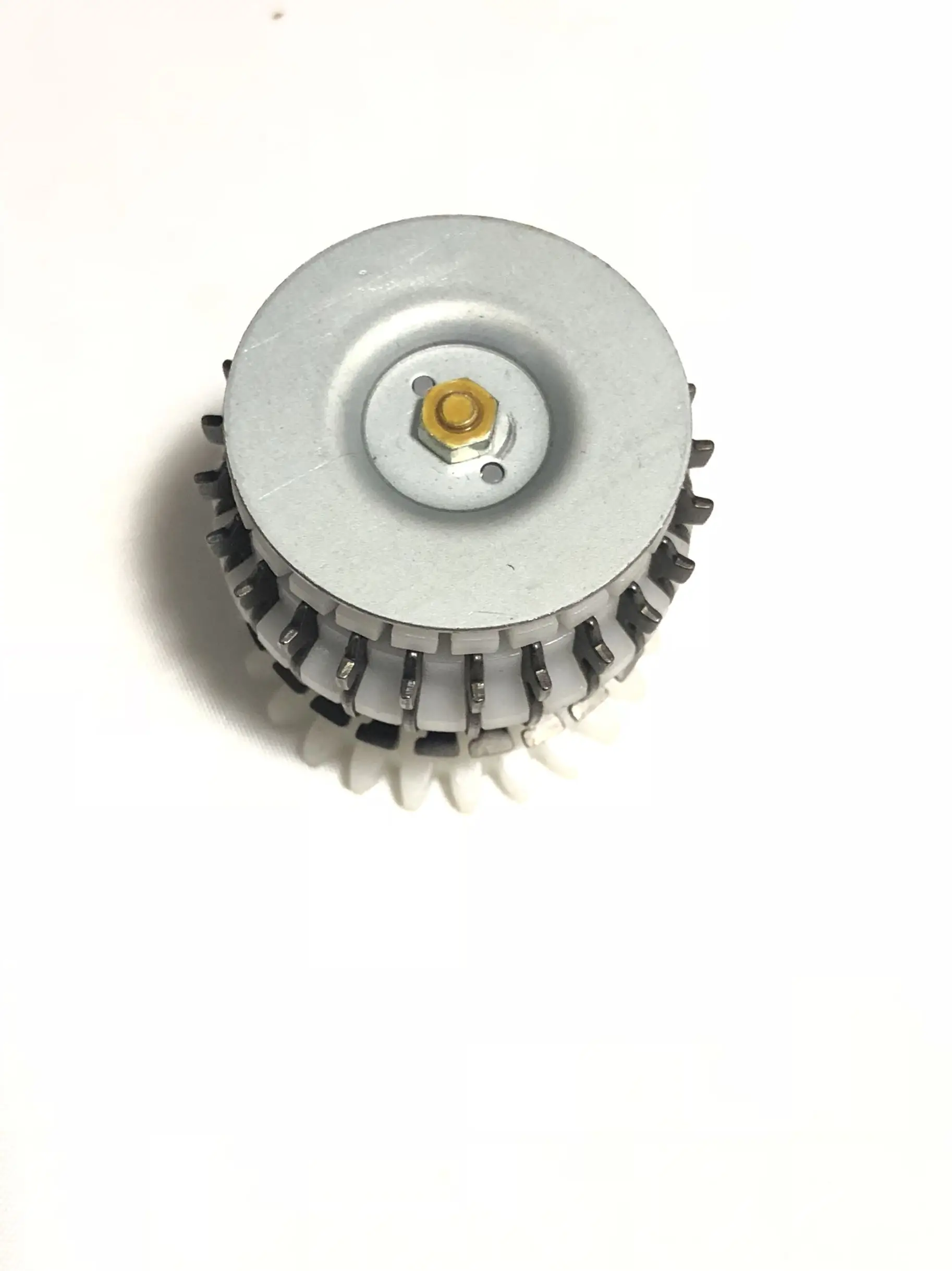 1x Новый подбарабан для вязальной машины аксессуары запасные части серебряного