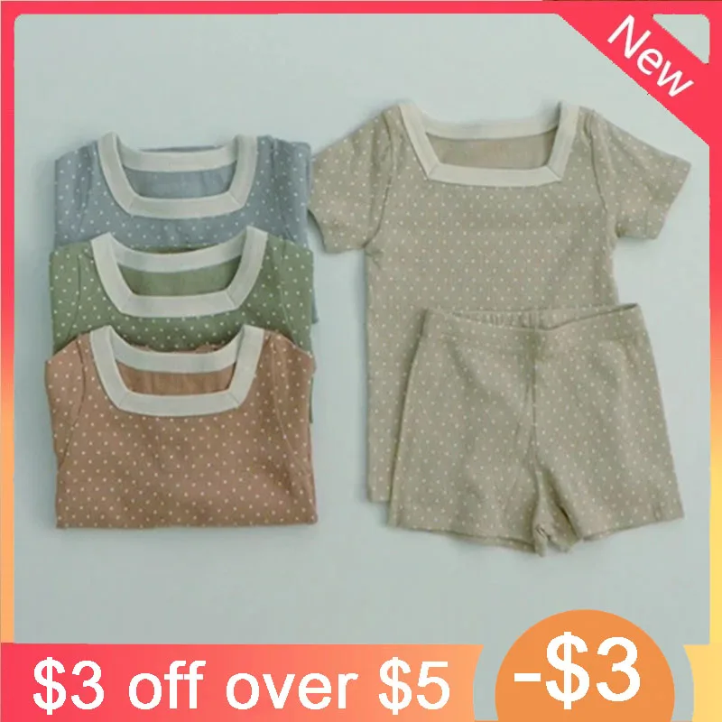 

Пижамный комплект в горошек для маленьких девочек, топ с коротким рукавом и шорты, одежда для сна из 2 предметов, Детская Корейская одежда, ле...