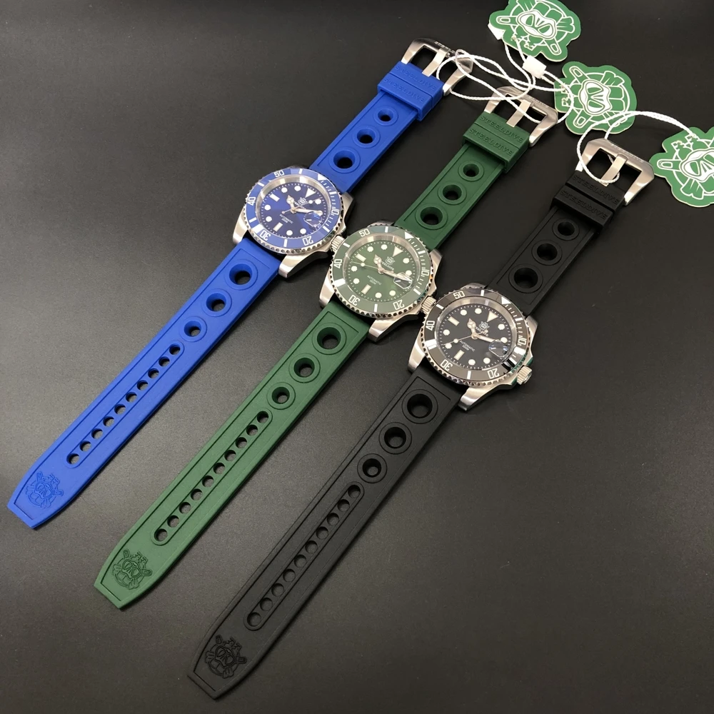 

Steeldive Green ghost king 300 , NH35