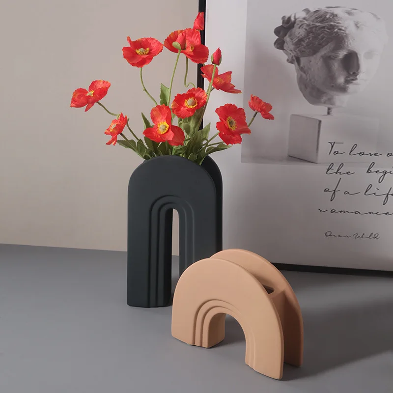 

U-shaped Geometric Vase Ceramic Flower Arrangement Accessory for Living Room Desktop Home TV Cabinet Decor Cachepot