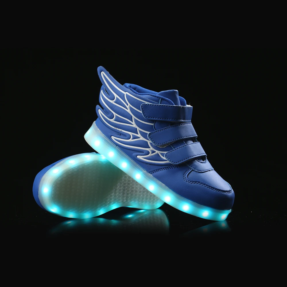 Кроссовки детские осенние светодиодные с пультом ДУ | Детская одежда и обувь