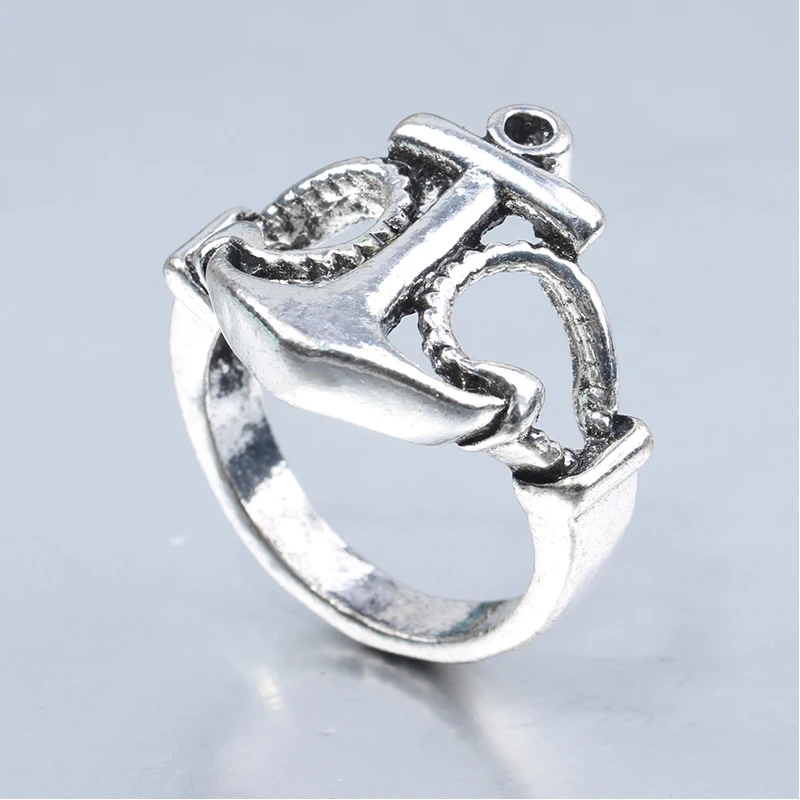 Якорь морского круизного судна работа матросского моряка мужское кольцо якоря